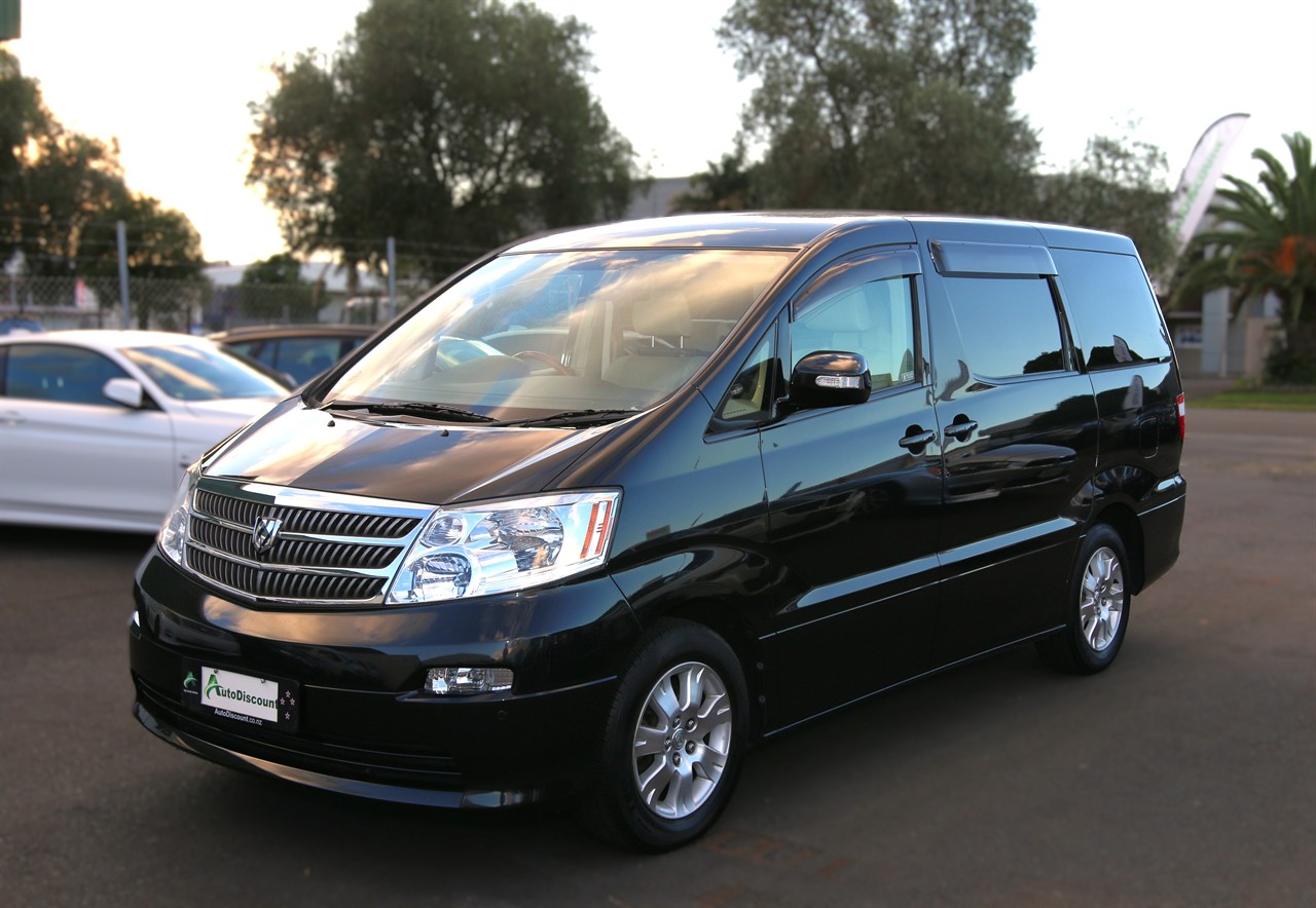2004 Toyota Alphard