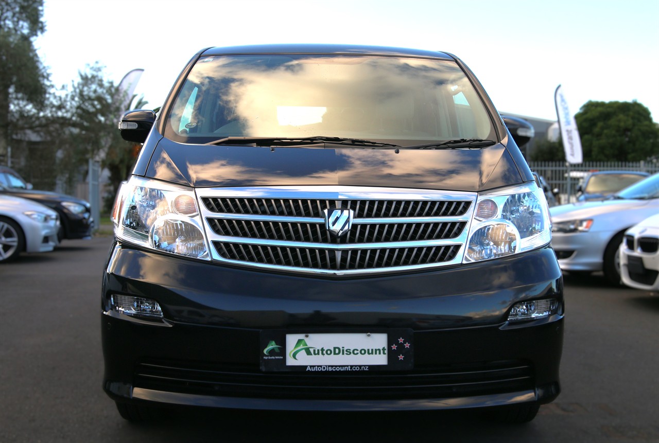 2004 Toyota Alphard