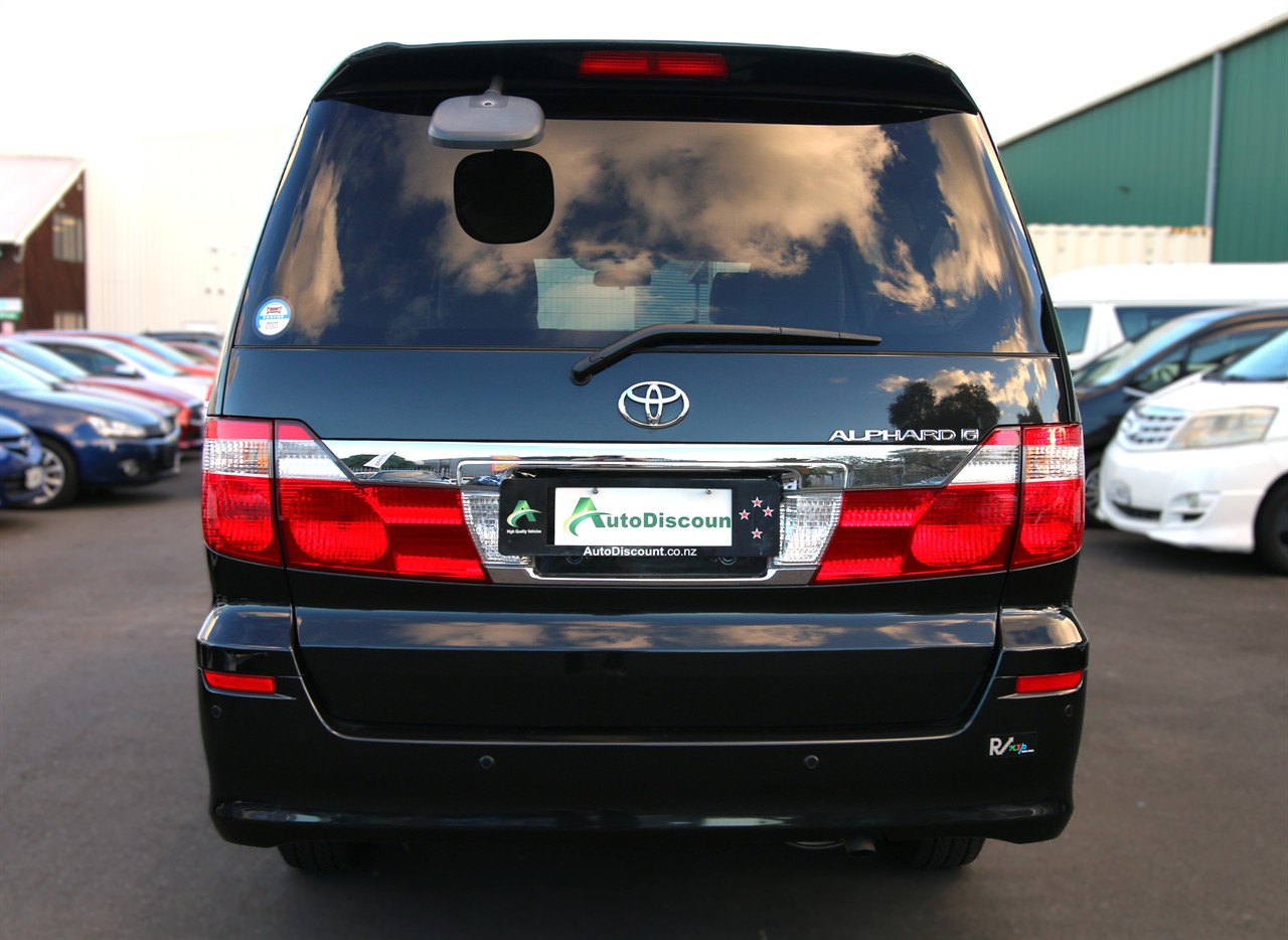 2004 Toyota Alphard