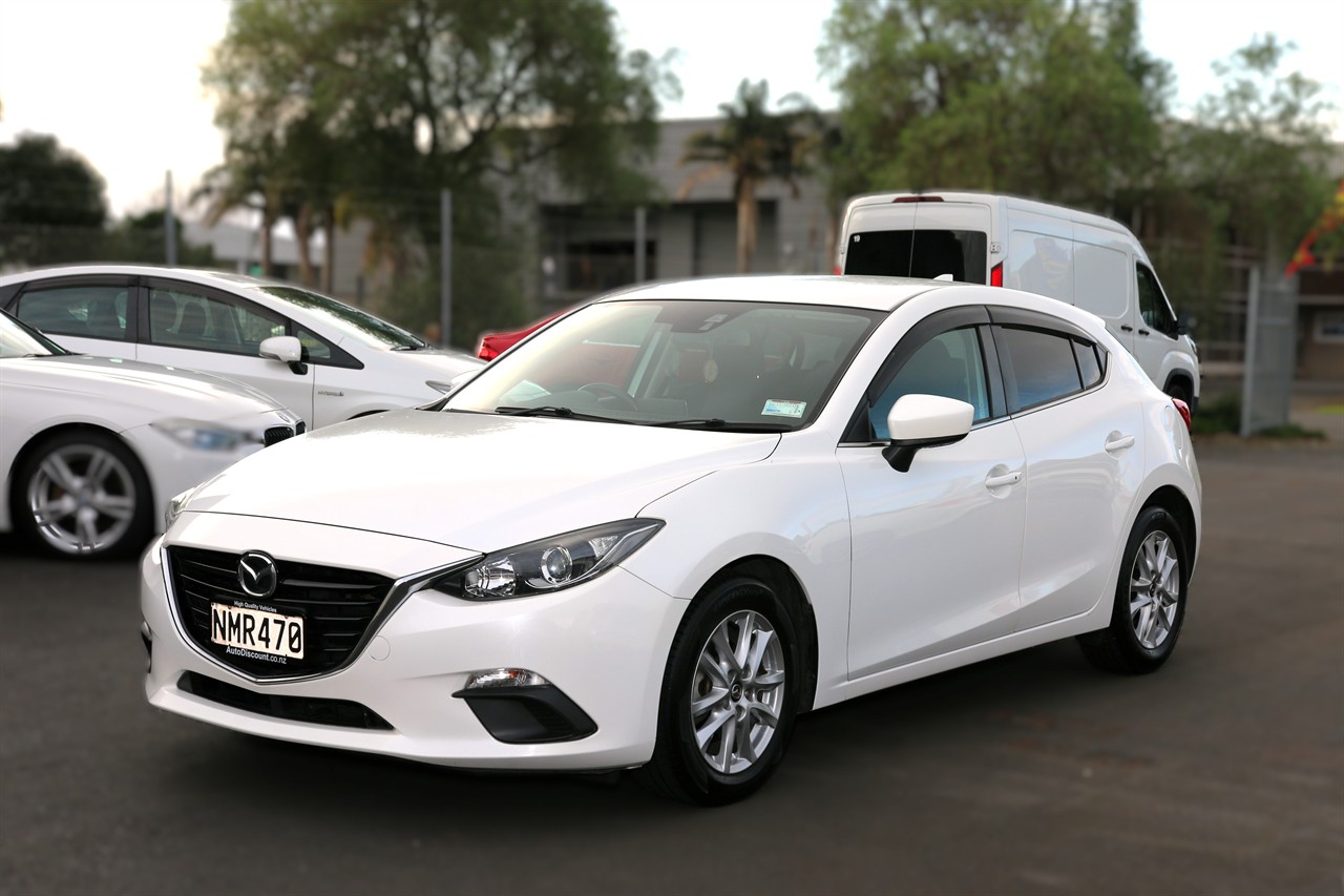 2016 Mazda Axela