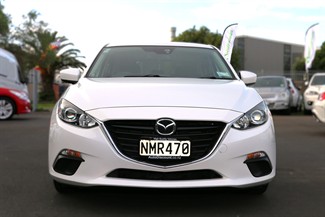2016 Mazda Axela - Thumbnail