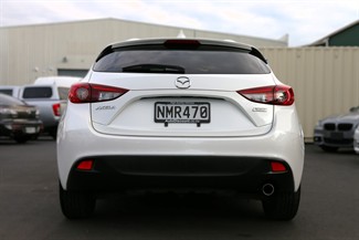 2016 Mazda Axela - Thumbnail