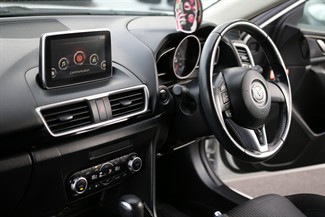 2016 Mazda Axela - Thumbnail
