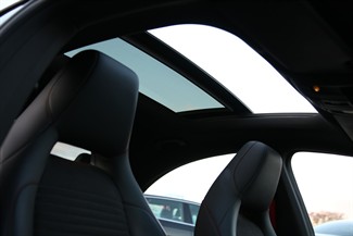 2017 Mercedes-Benz CLA250 - Thumbnail