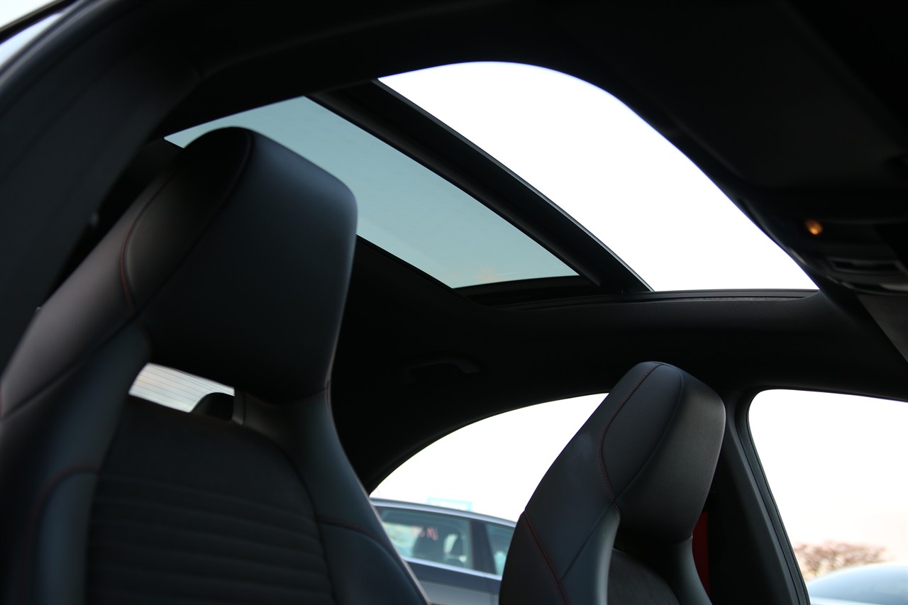 2017 Mercedes-Benz CLA250