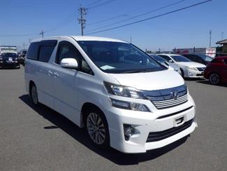 2013 Toyota Vellfire - Thumbnail