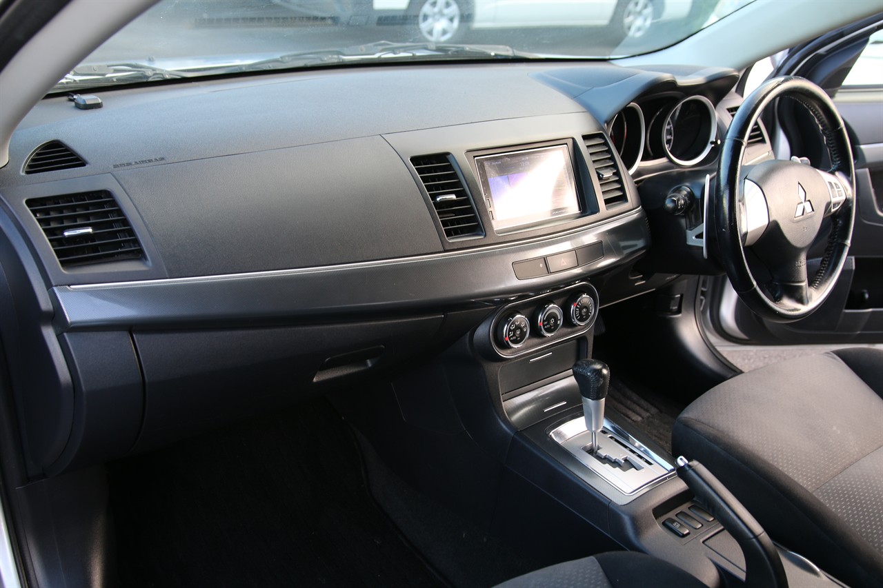 2010 Mitsubishi Galant
