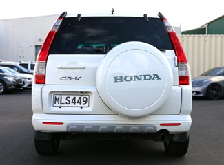 2004 Honda CR-V - Thumbnail