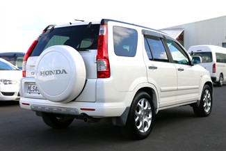 2004 Honda CR-V - Thumbnail