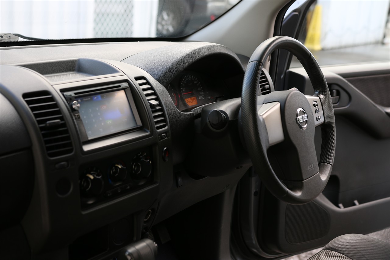 2012 Nissan Navara