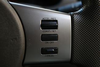 2012 Nissan Navara - Thumbnail