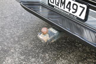 2012 Nissan Navara - Thumbnail