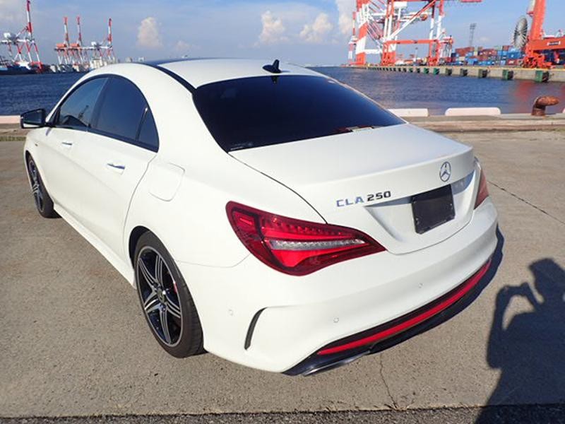 2017 Mercedes-Benz CLA250