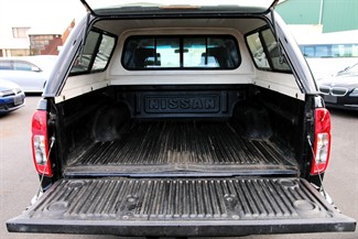 2015 Nissan Navara - Thumbnail