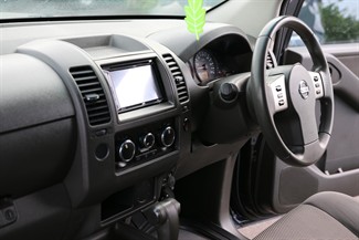 2015 Nissan Navara - Thumbnail