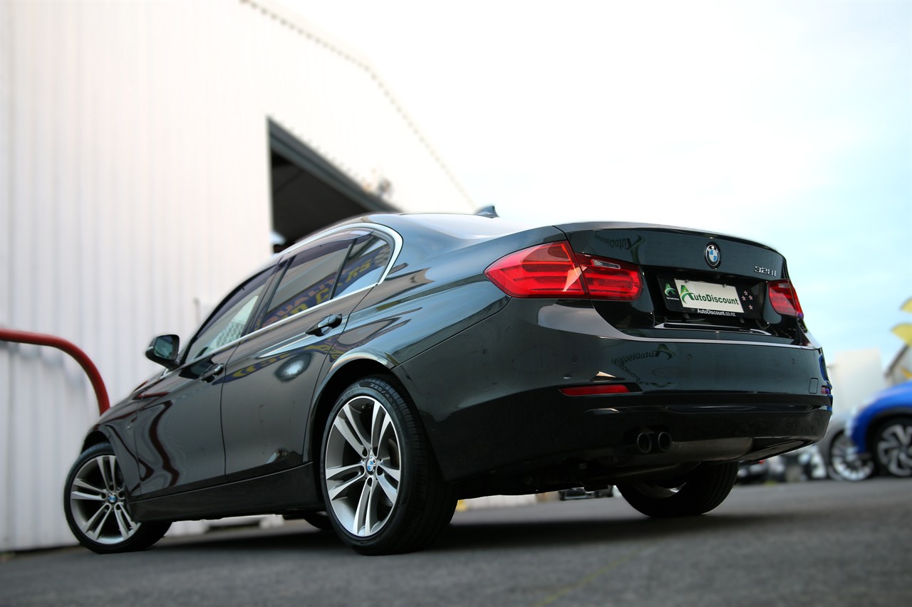 2012 BMW 328i