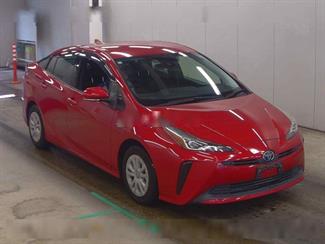 2019 Toyota Prius - Thumbnail