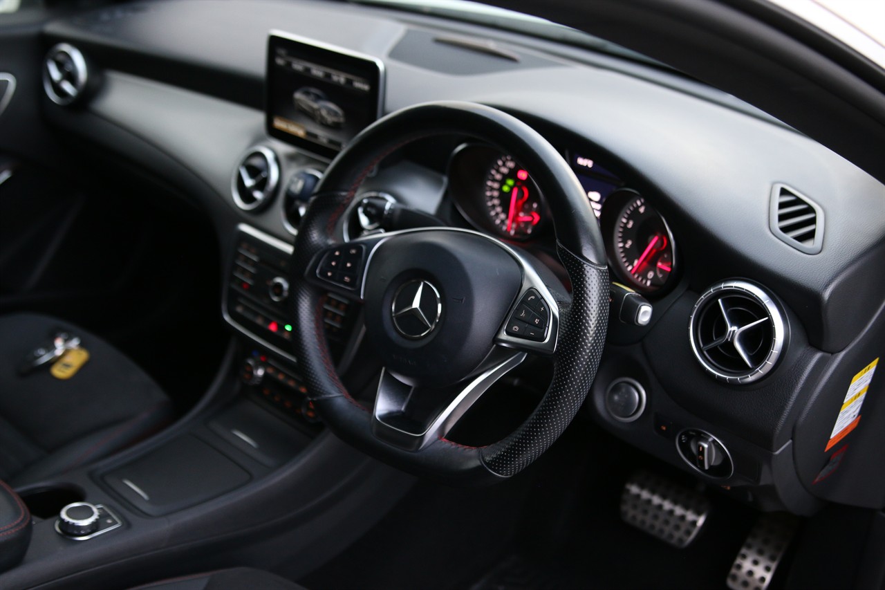2015 Mercedes-Benz CLA250
