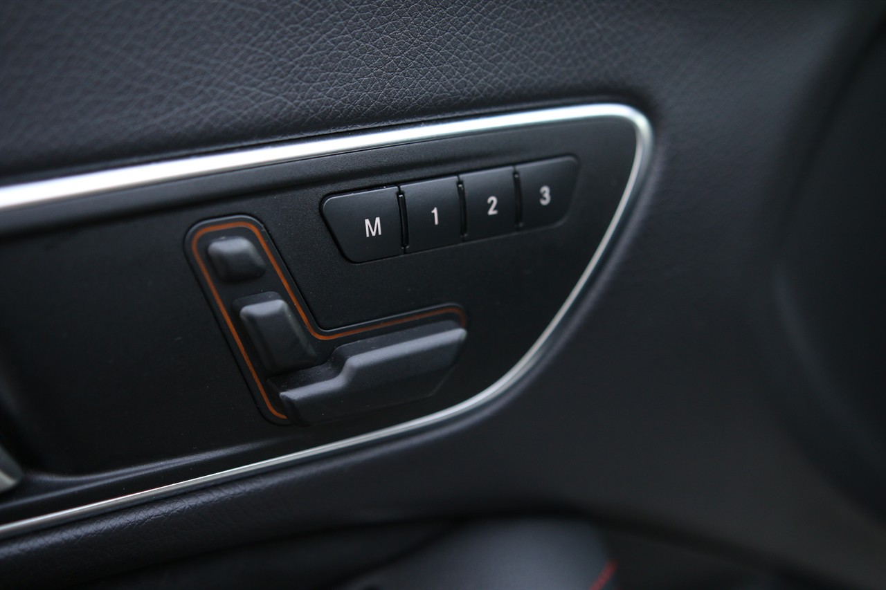 2015 Mercedes-Benz CLA250