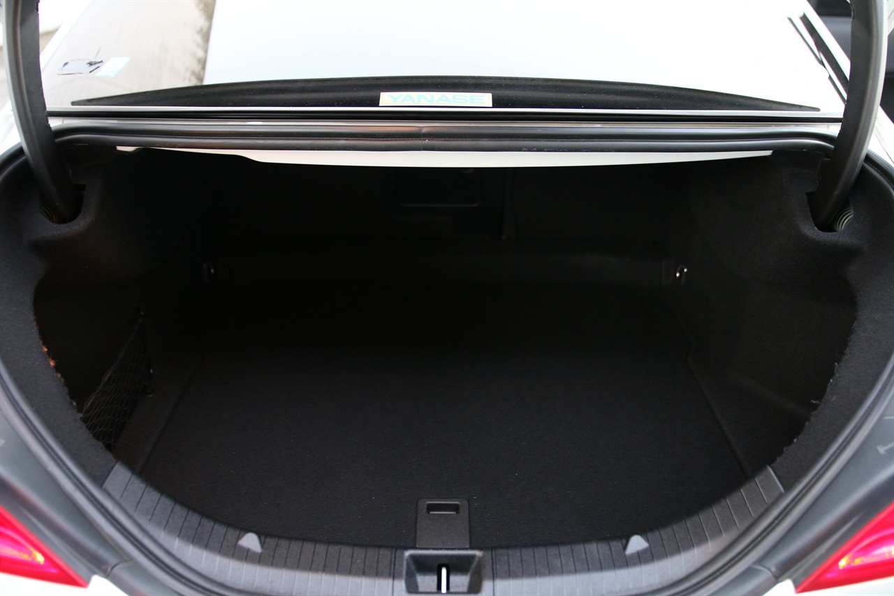 2015 Mercedes-Benz CLA250