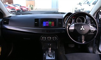 2010 Mitsubishi Galant - Thumbnail
