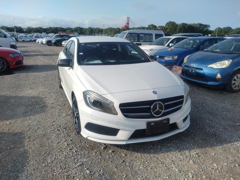 2013 Mercedes-Benz A 180