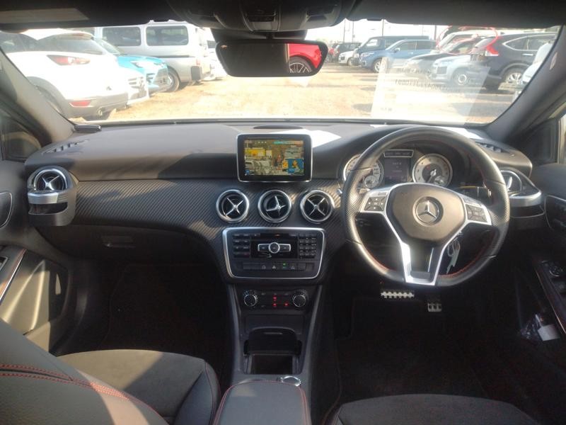 2013 Mercedes-Benz A 180