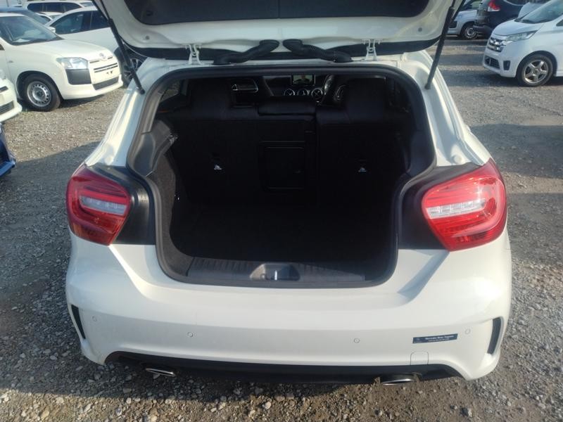 2013 Mercedes-Benz A 180