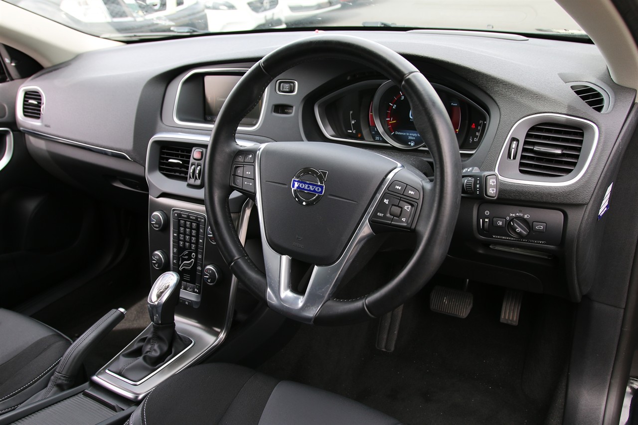 2013 Volvo V40