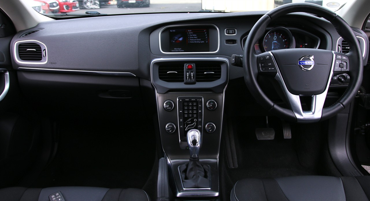 2013 Volvo V40