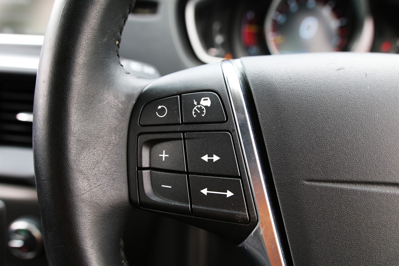 2013 Volvo V40