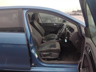 2014 Volkswagen Golf - Thumbnail