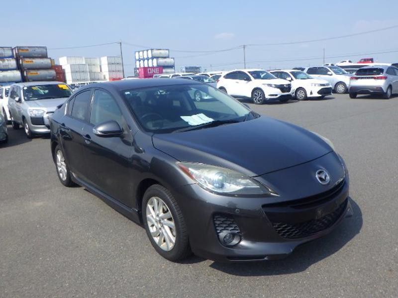 2012 Mazda Axela