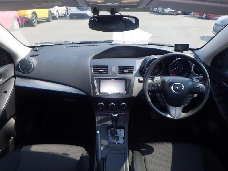 2012 Mazda Axela