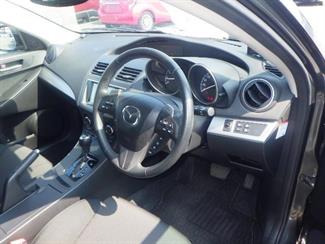 2012 Mazda Axela - Thumbnail