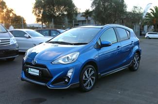 2015 Toyota Aqua - Thumbnail