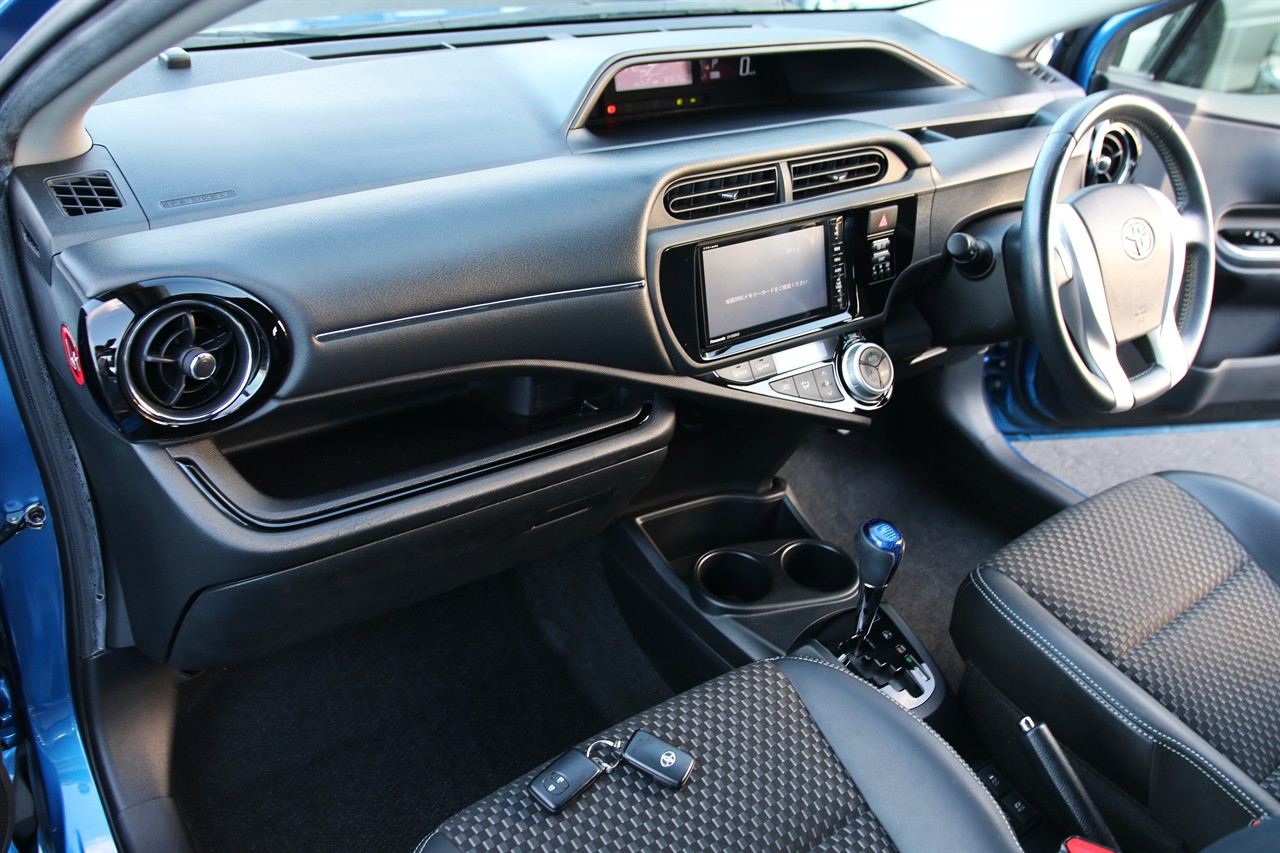 2015 Toyota Aqua