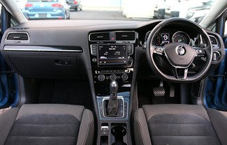 2014 Volkswagen Golf - Thumbnail