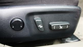 2010 Toyota Mark-X - Thumbnail