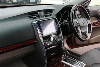 2010 Toyota Mark-X - Thumbnail