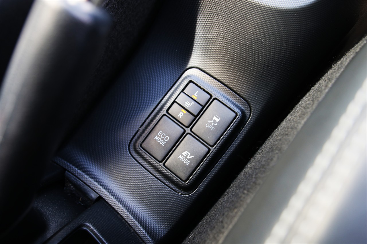 2015 Toyota Aqua