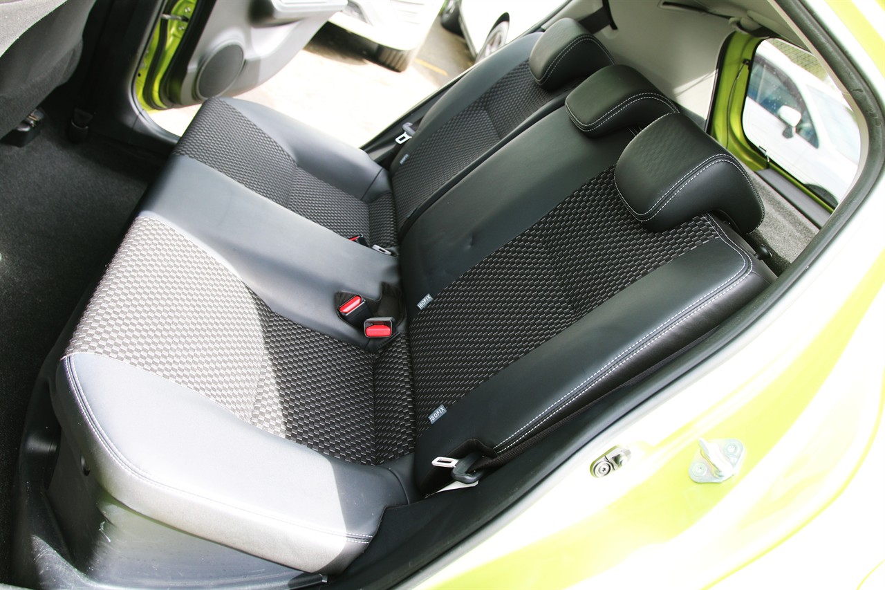 2015 Toyota Aqua