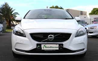 2013 Volvo V40 - Thumbnail