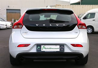 2013 Volvo V40 - Thumbnail