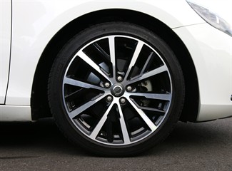 2013 Volvo V40 - Thumbnail