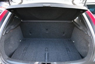 2014 Volvo V40 - Thumbnail