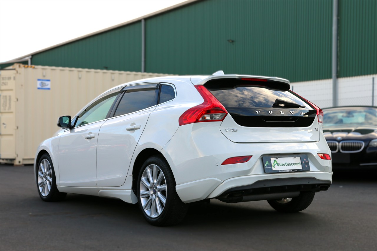 2014 Volvo V40