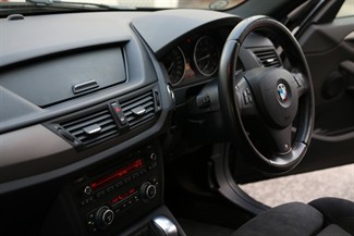 2011 BMW X1 - Thumbnail