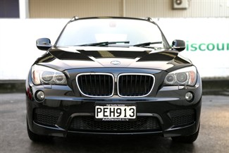 2011 BMW X1 - Thumbnail