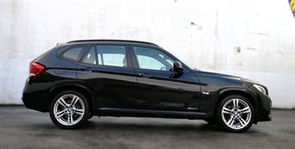 2011 BMW X1 - Thumbnail